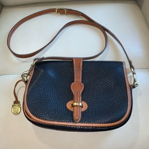 Dooney n Bourke Vintage Black w/ brown trim Shoulder/Crossbody Bag